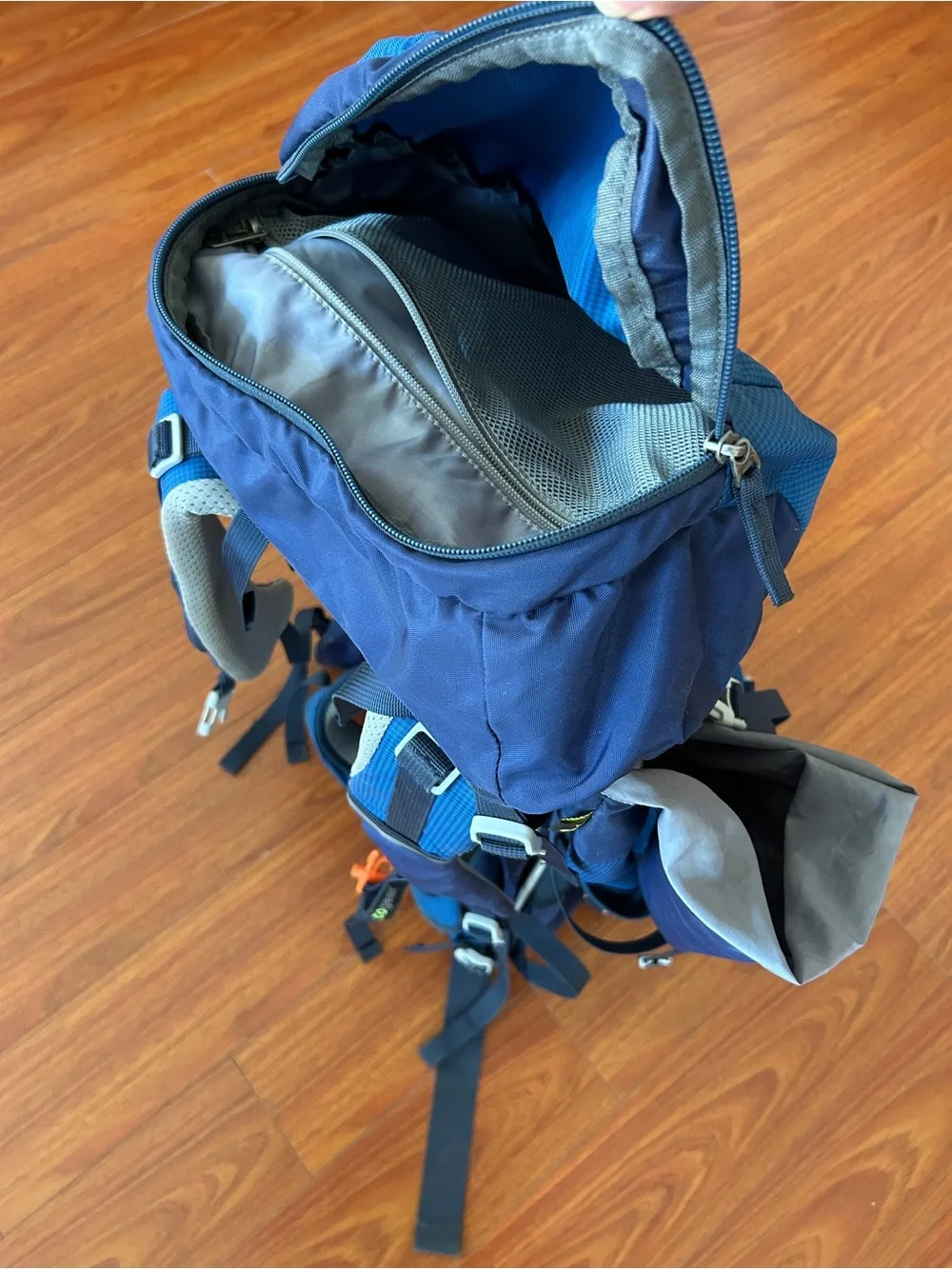 EcoGear Pinnacle 60L Hiking Backpack